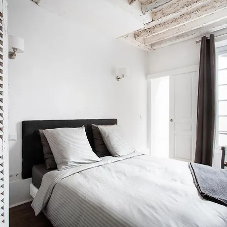 Apartment Gerard, Equipe 13eme *